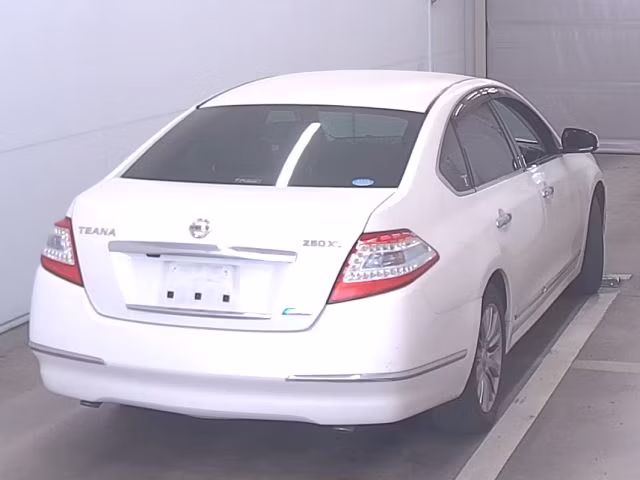 NISSAN TEANA