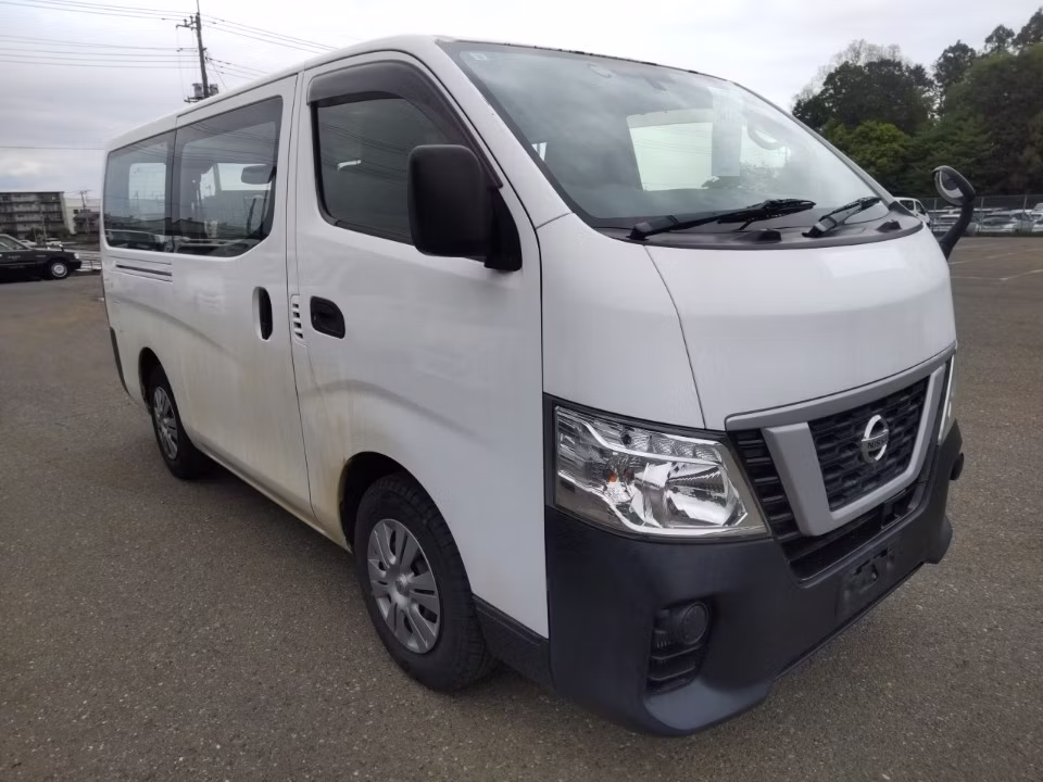 NISSAN NV350 CARAVAN