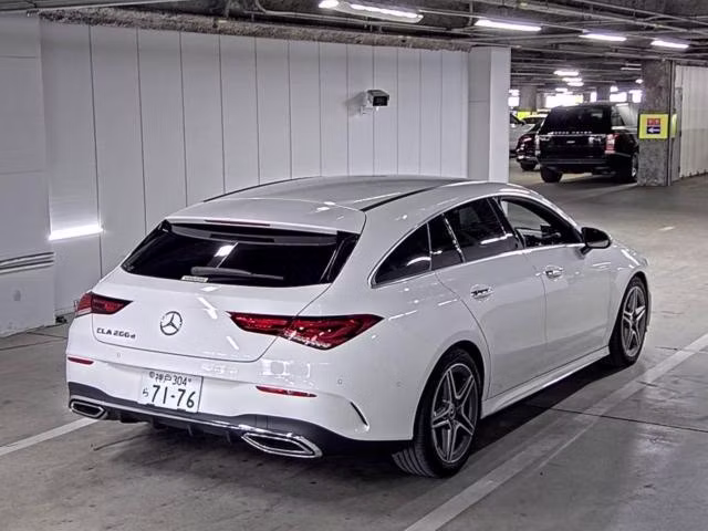 MERCEDES-BENZ CLA-CLASS