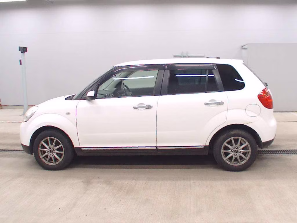 MAZDA VERISA