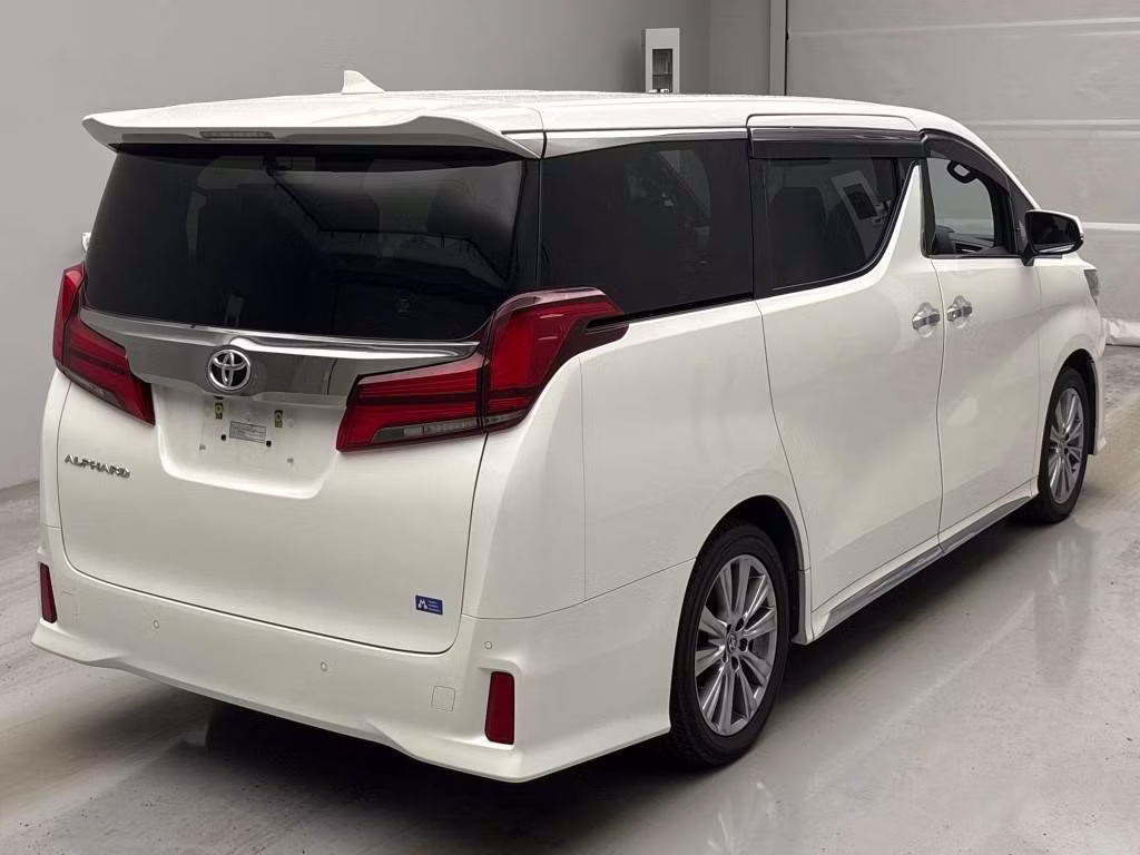 TOYOTA ALPHARD