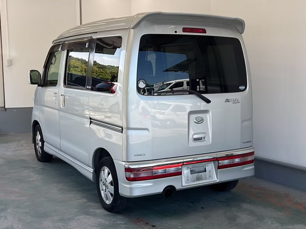 DAIHATSU ATRAI