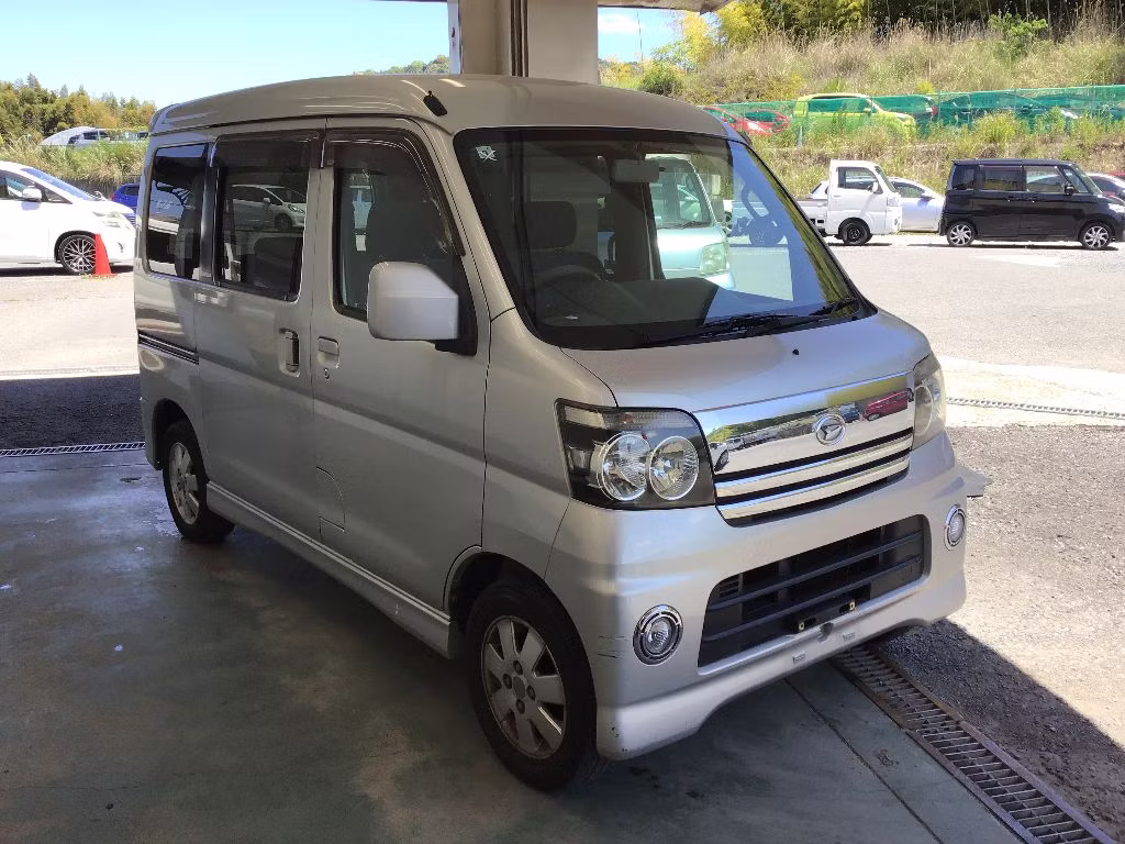 DAIHATSU ATRAI