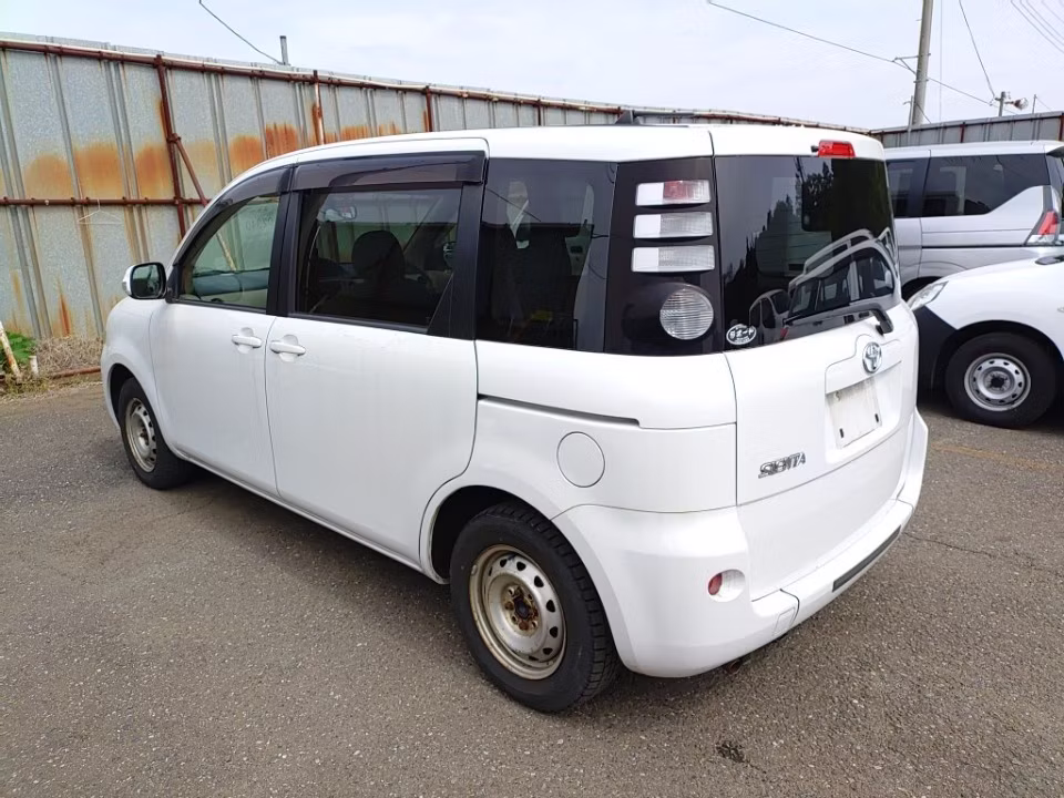 TOYOTA SIENTA