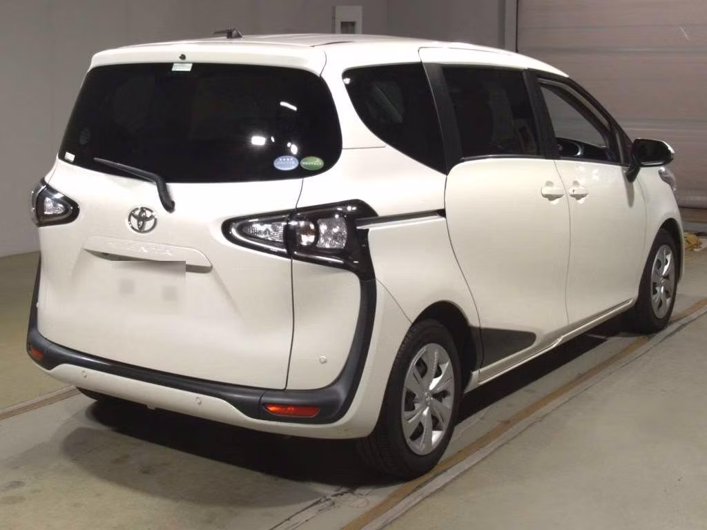 TOYOTA SIENTA