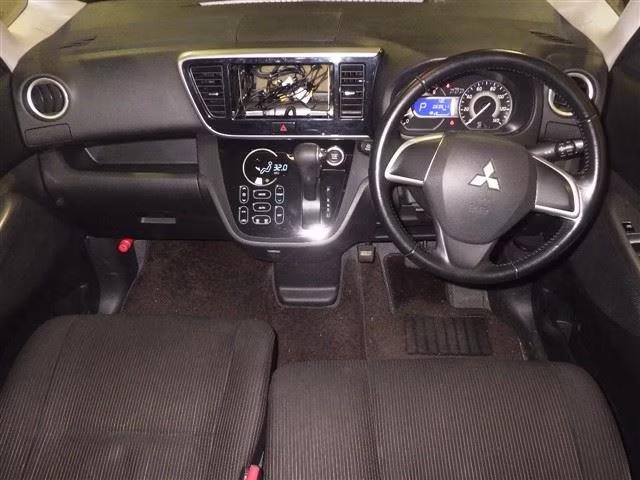 MITSUBISHI EK SPACE