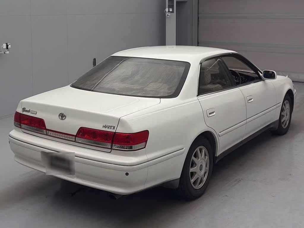 TOYOTA MARK II