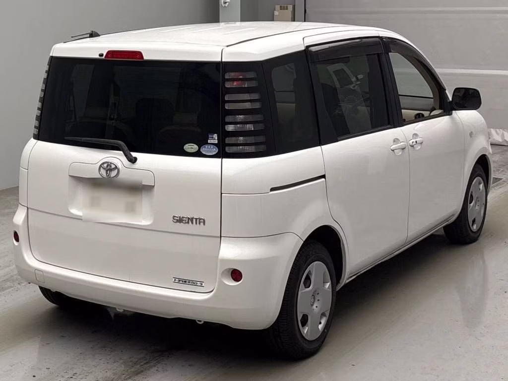 TOYOTA SIENTA