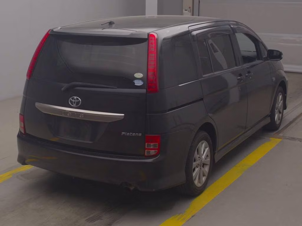 TOYOTA ISIS