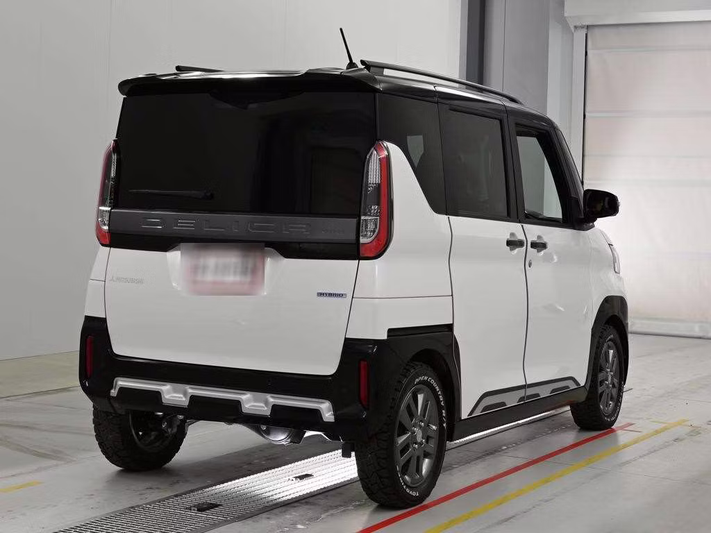 MITSUBISHI DELICA MINI