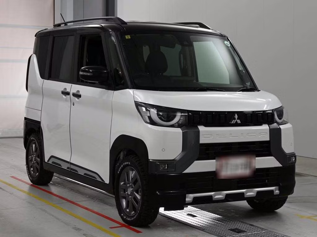 MITSUBISHI DELICA MINI