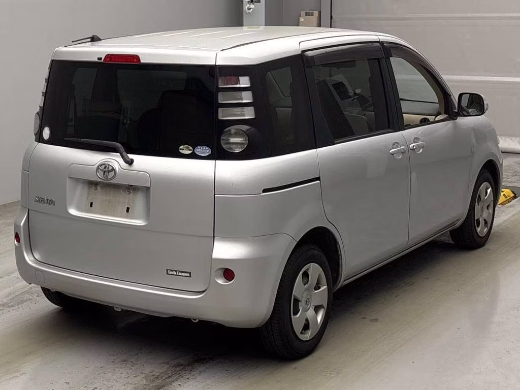 TOYOTA SIENTA