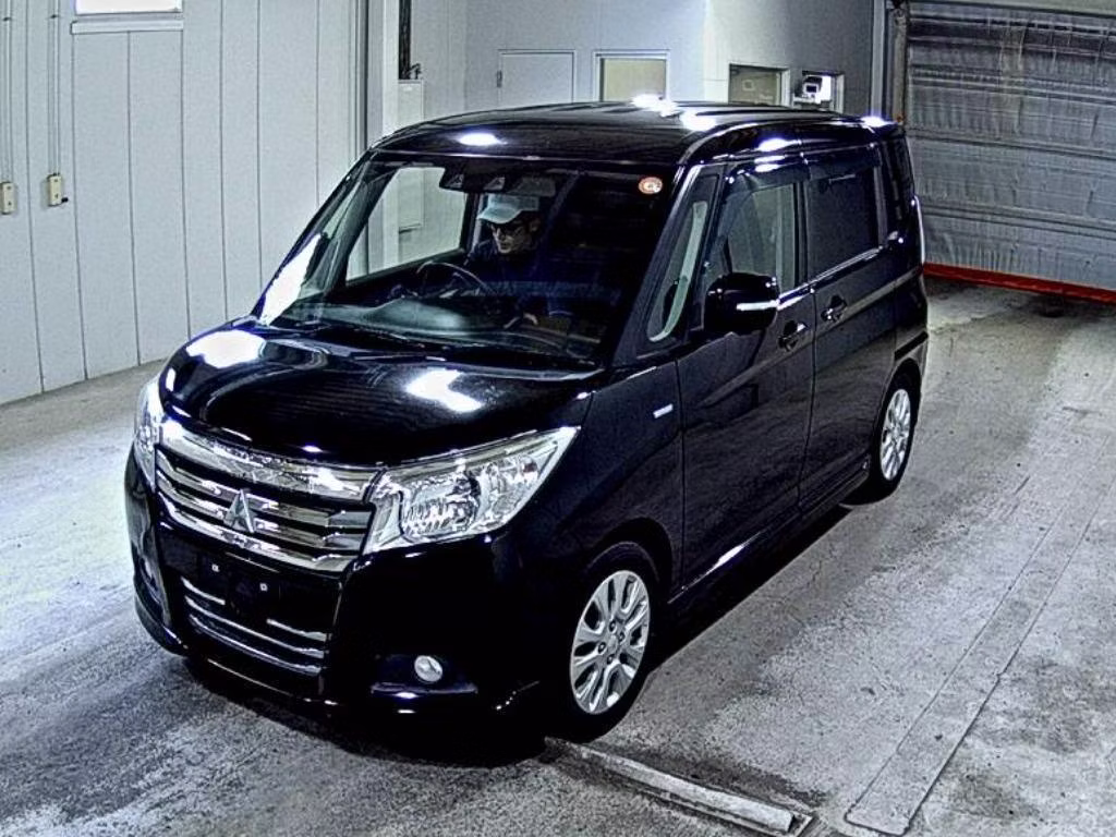 MITSUBISHI DELICA D:2