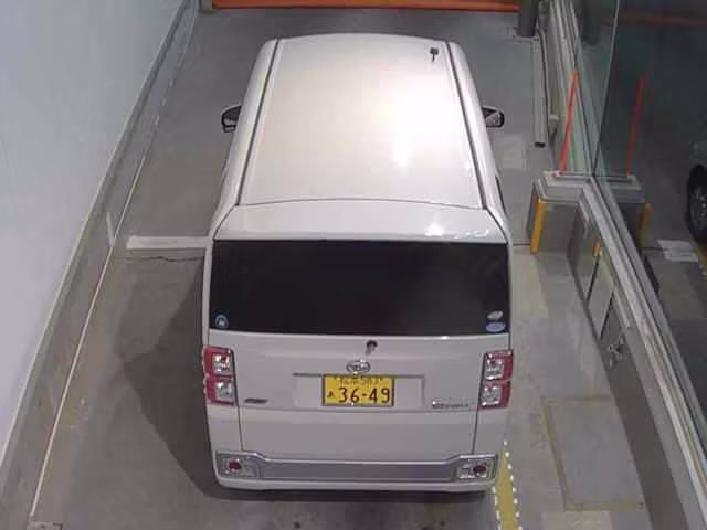 DAIHATSU WAKE