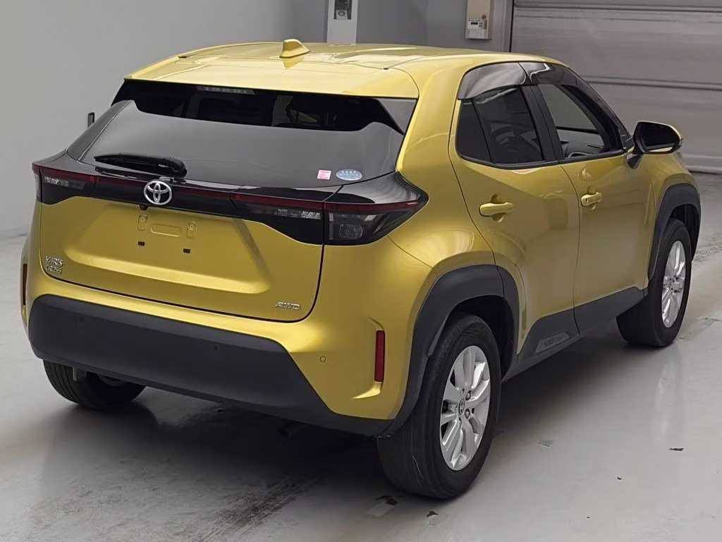 TOYOTA YARIS CROSS
