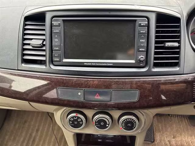 MITSUBISHI GALANT FORTIS