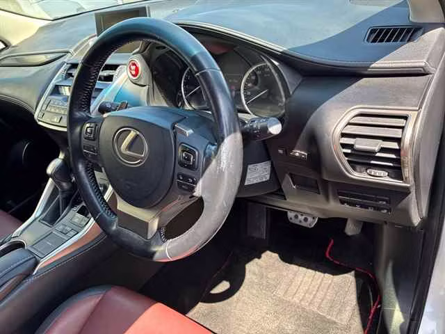 LEXUS NX200T