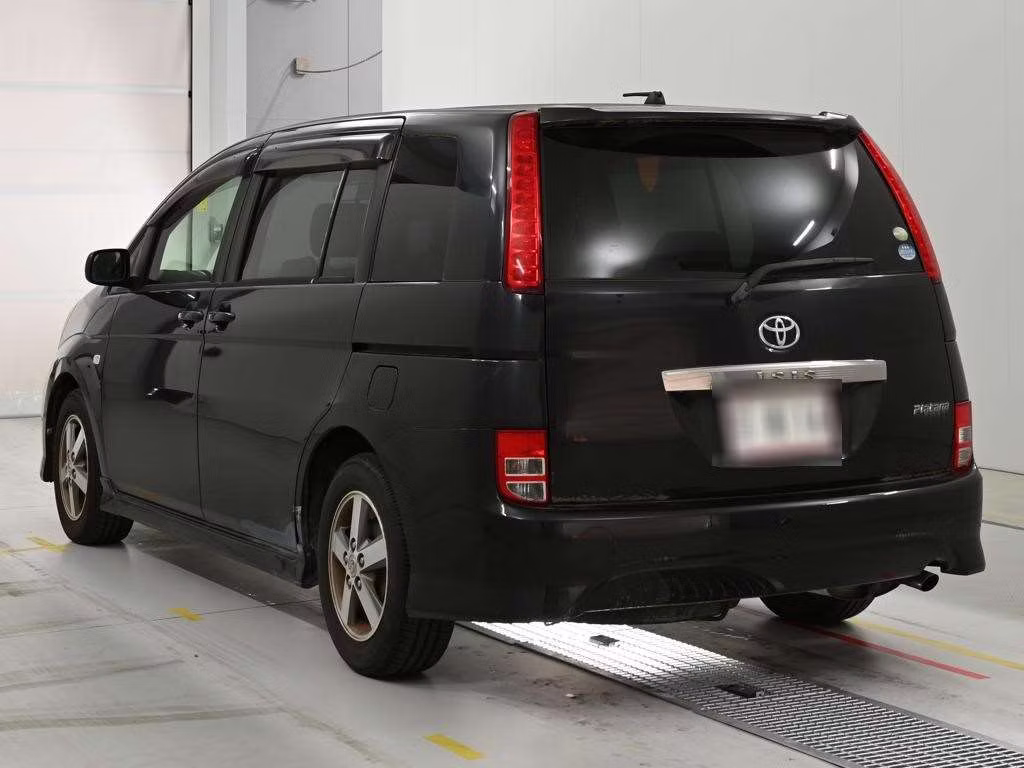 TOYOTA ISIS