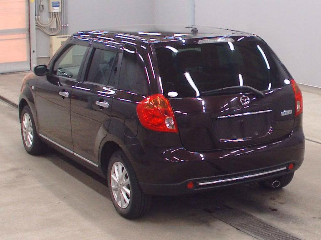 MAZDA VERISA