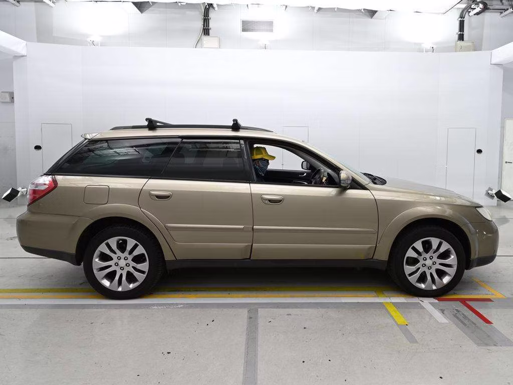 SUBARU OUTBACK