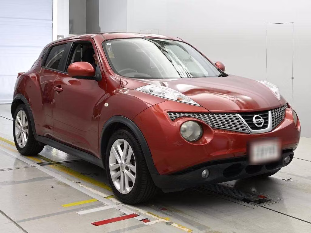 NISSAN JUKE