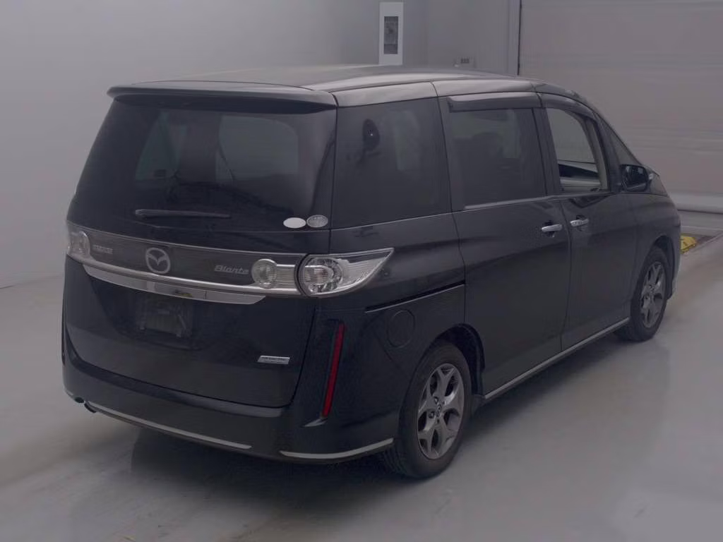 MAZDA BIANTE