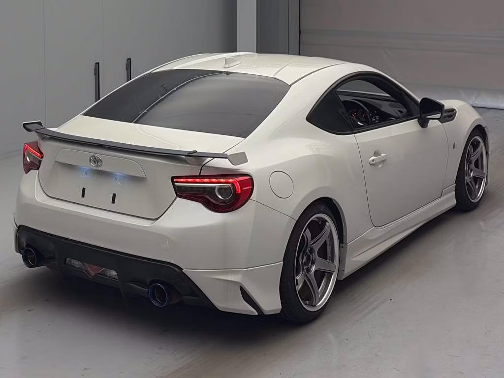 TOYOTA GT 86