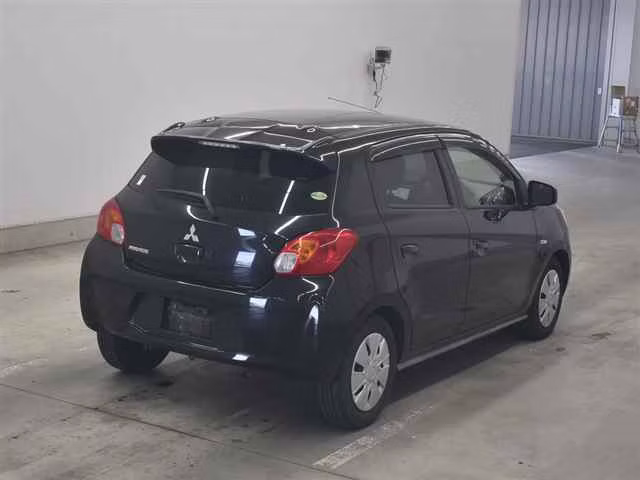MITSUBISHI MIRAGE