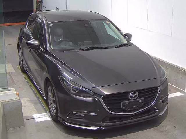 MAZDA AXELA
