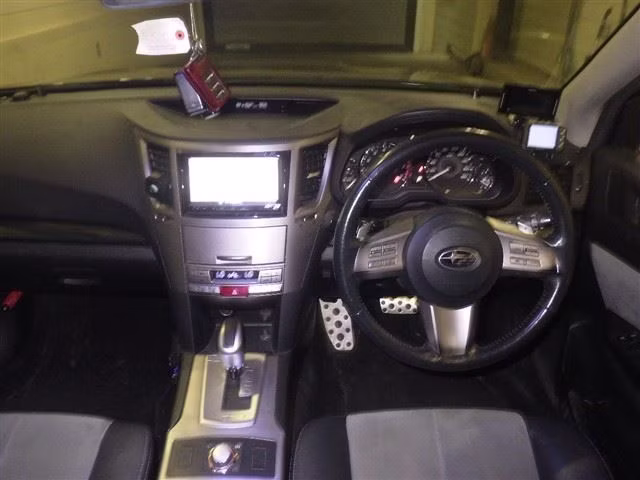 SUBARU LEGACY