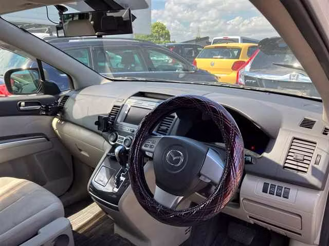 MAZDA MPV