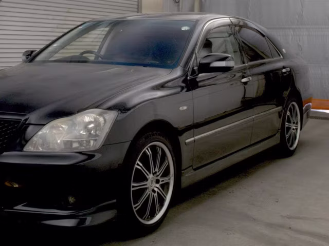 TOYOTA CROWN