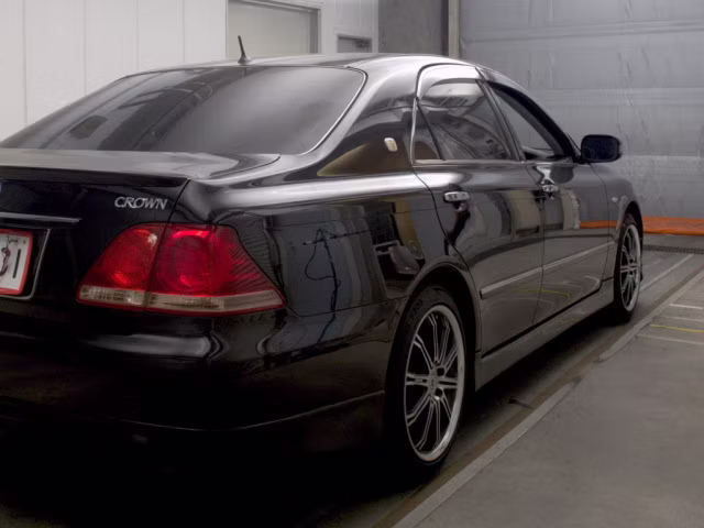 TOYOTA CROWN