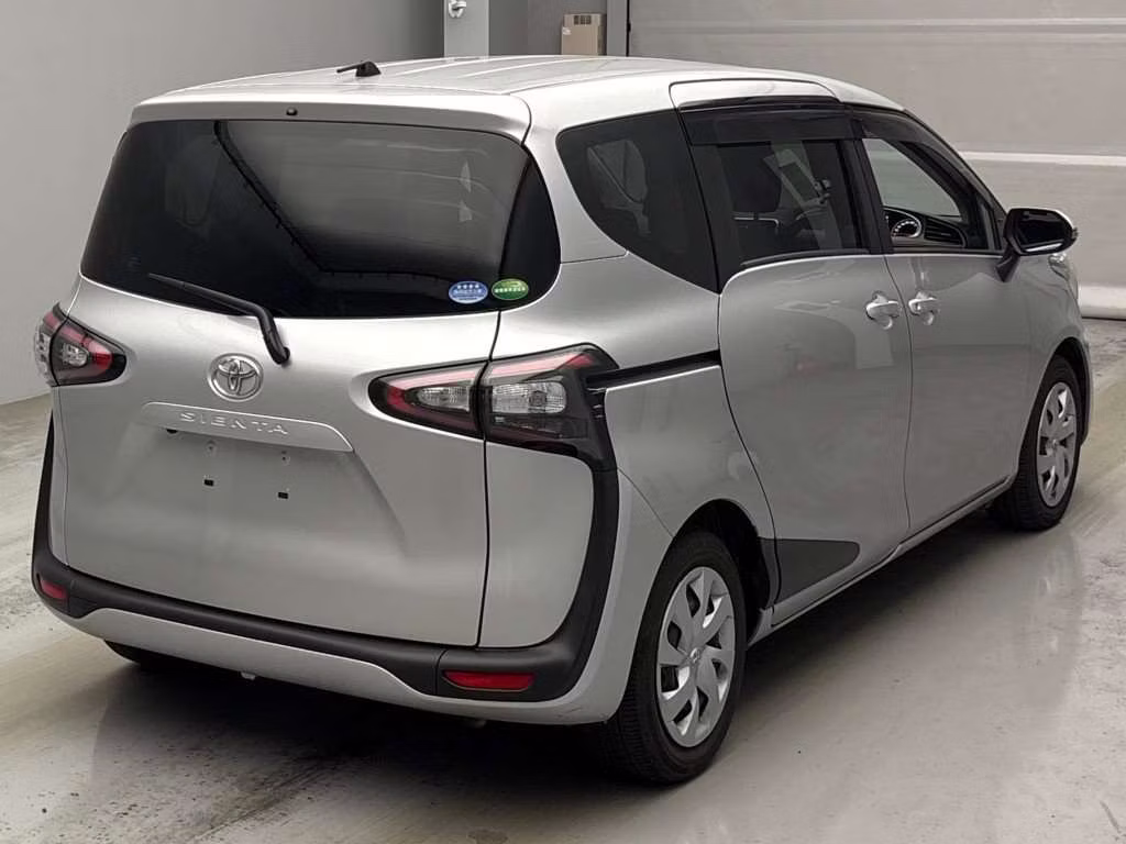 TOYOTA SIENTA
