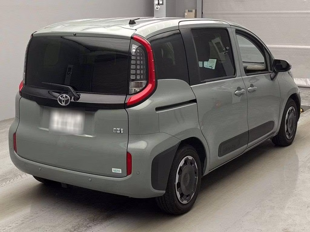 TOYOTA SIENTA