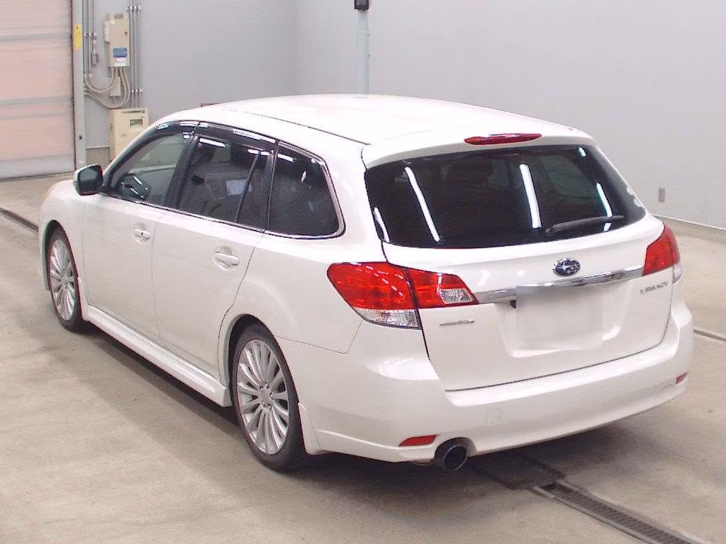 SUBARU LEGACY