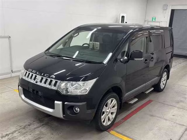 MITSUBISHI DELICA D:5