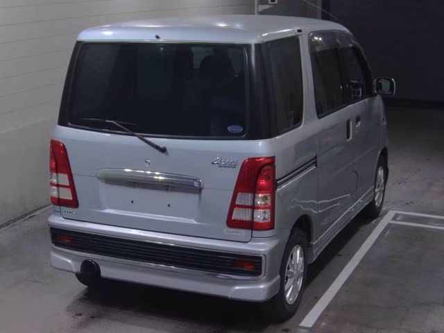 DAIHATSU ATRAI