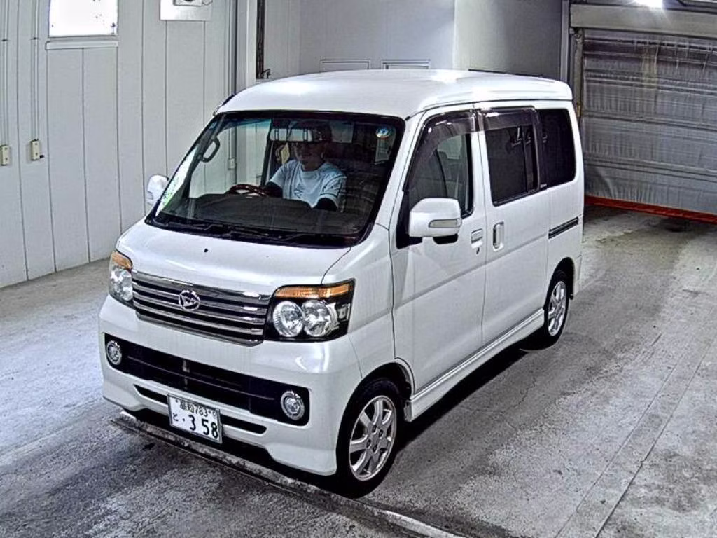 DAIHATSU ATRAI