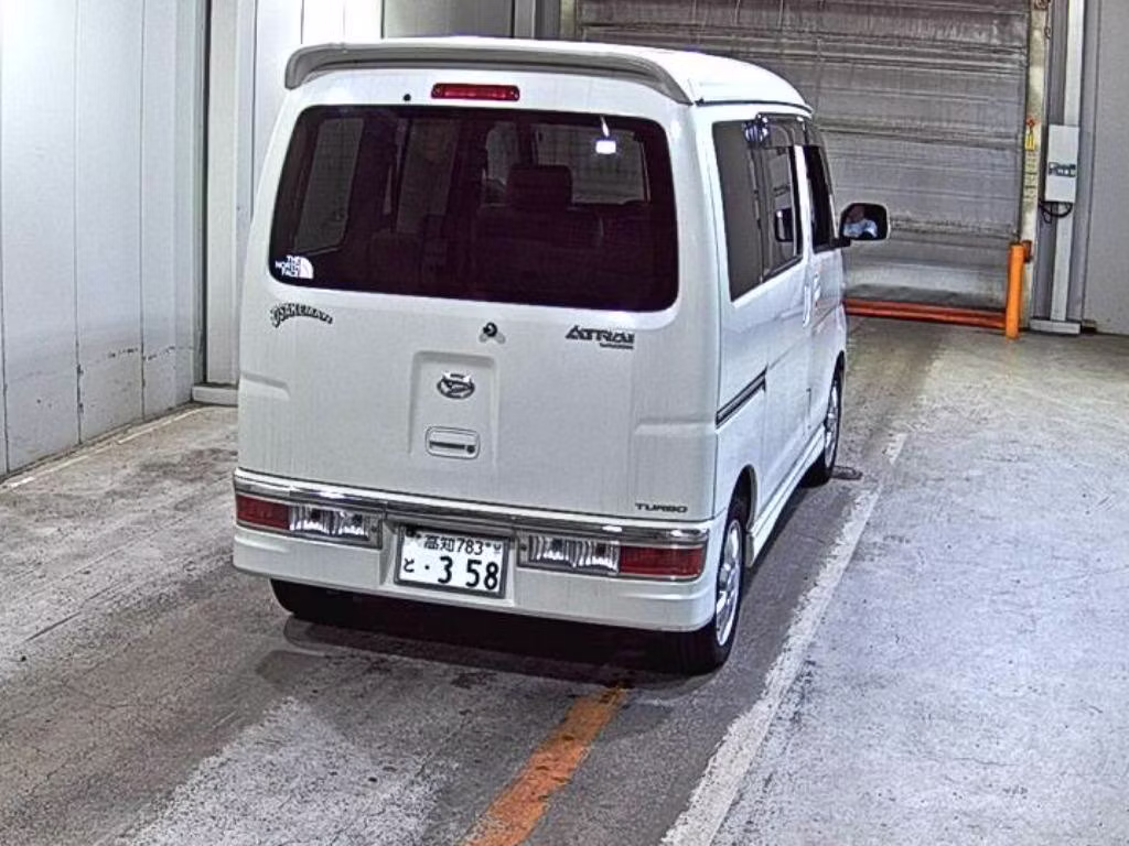 DAIHATSU ATRAI