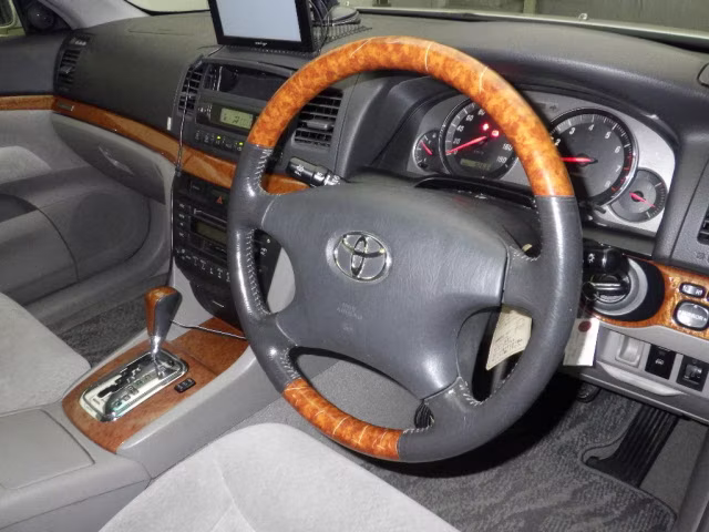 TOYOTA MARK II