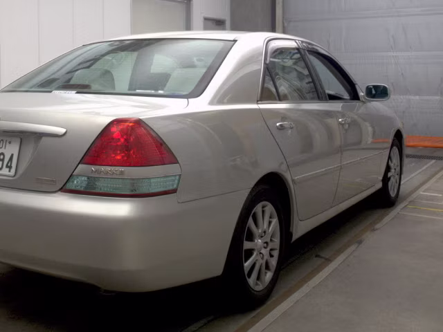 TOYOTA MARK II