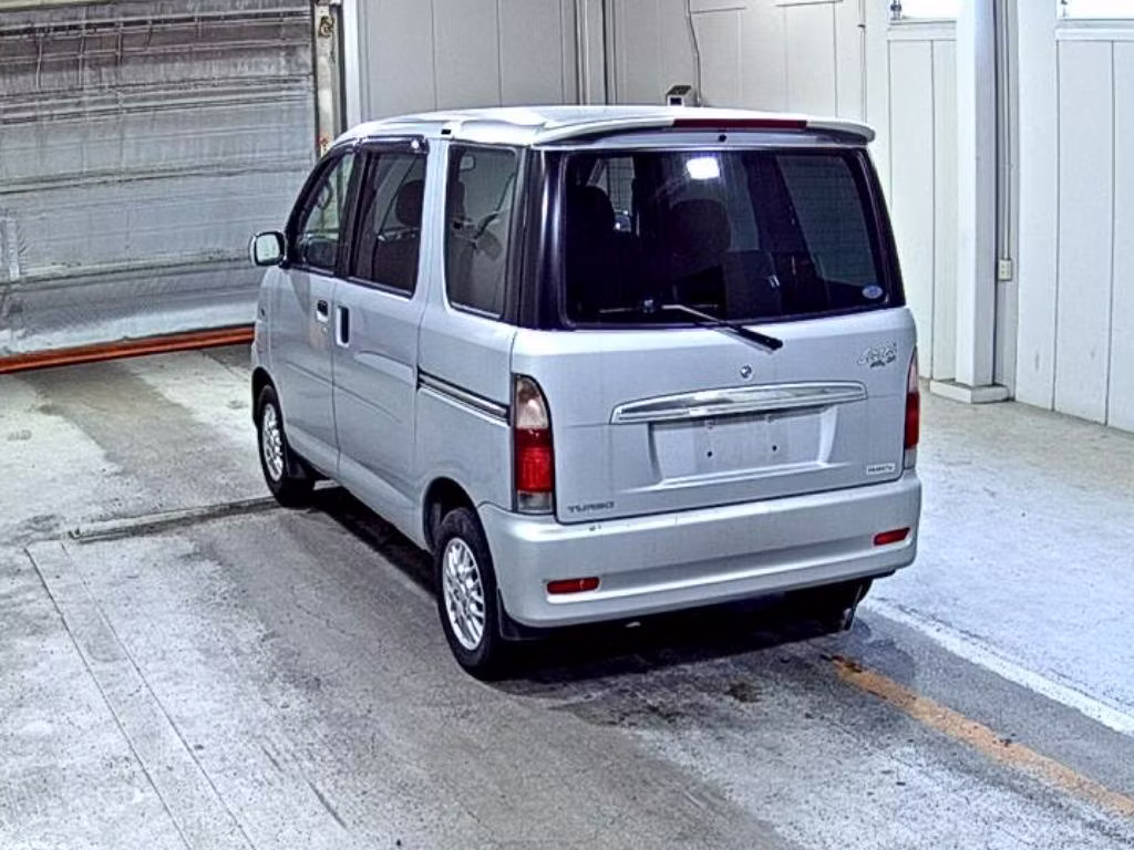 DAIHATSU ATRAI