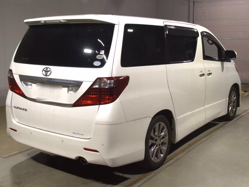 TOYOTA ALPHARD