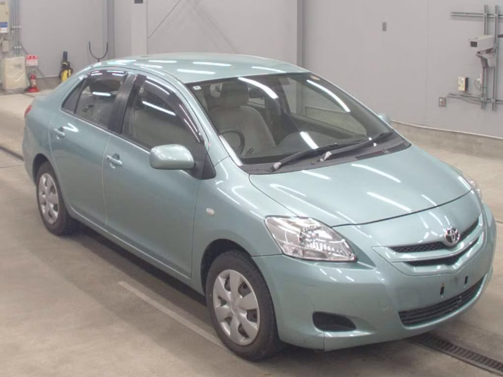 TOYOTA BELTA