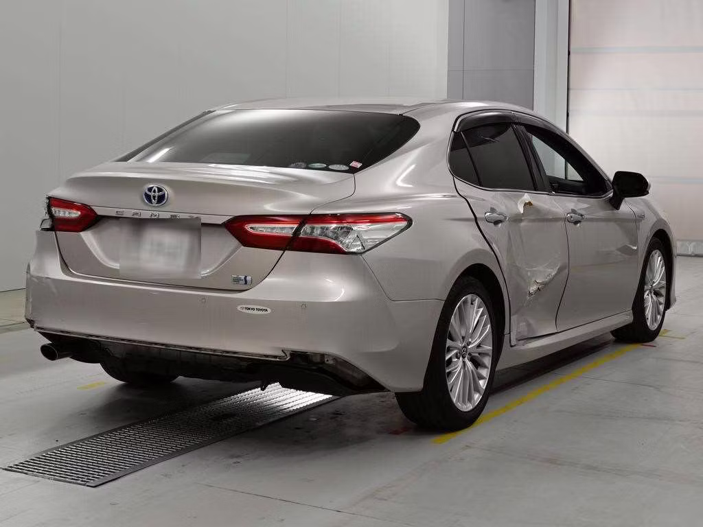 TOYOTA CAMRY