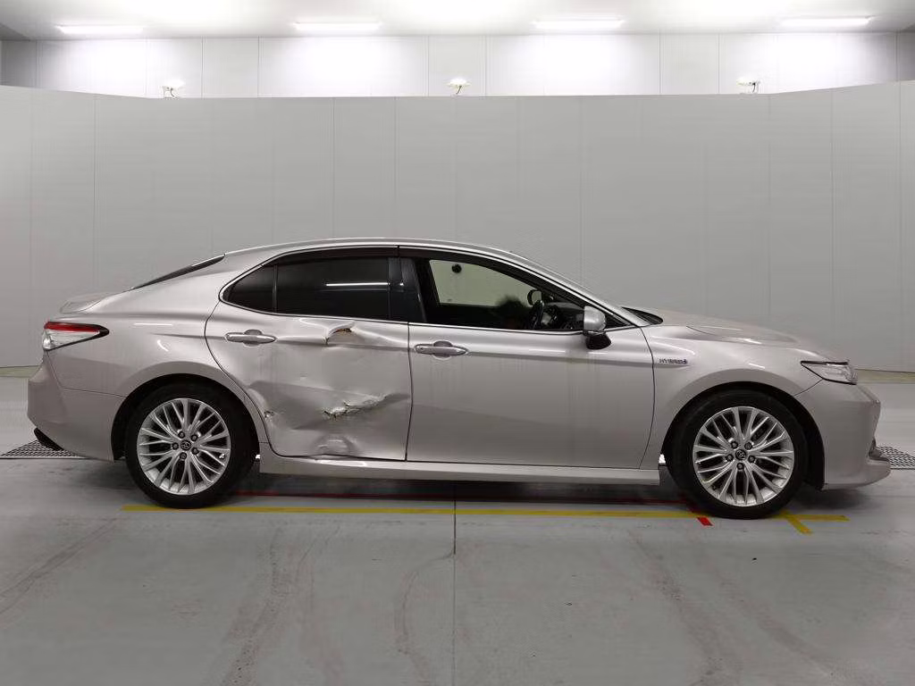 TOYOTA CAMRY