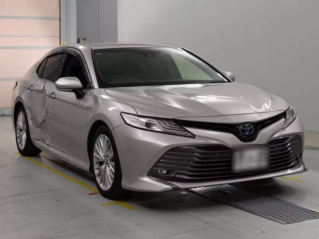 TOYOTA CAMRY