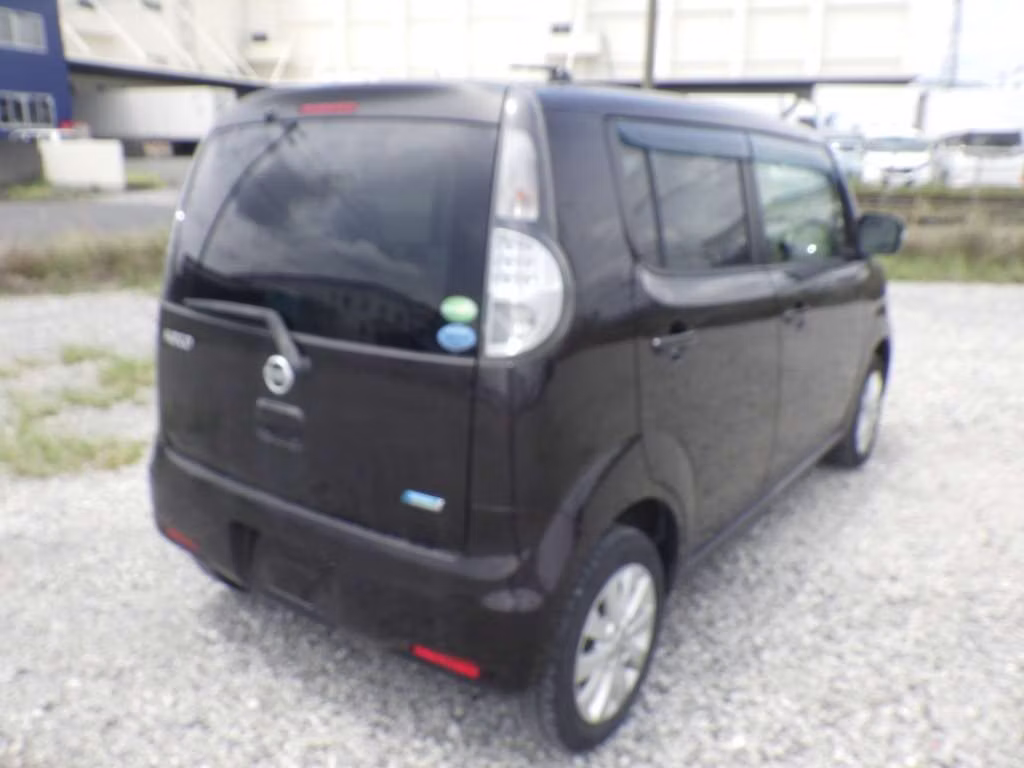 NISSAN MOCO