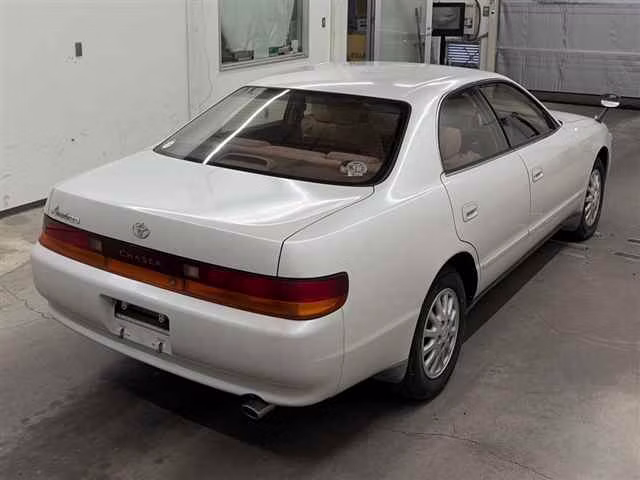 TOYOTA CHASER